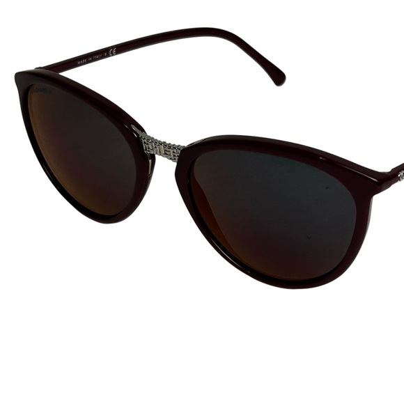 Chanel Red Butterfly Sunglasses with case red CC logo - Picture 13 of 14